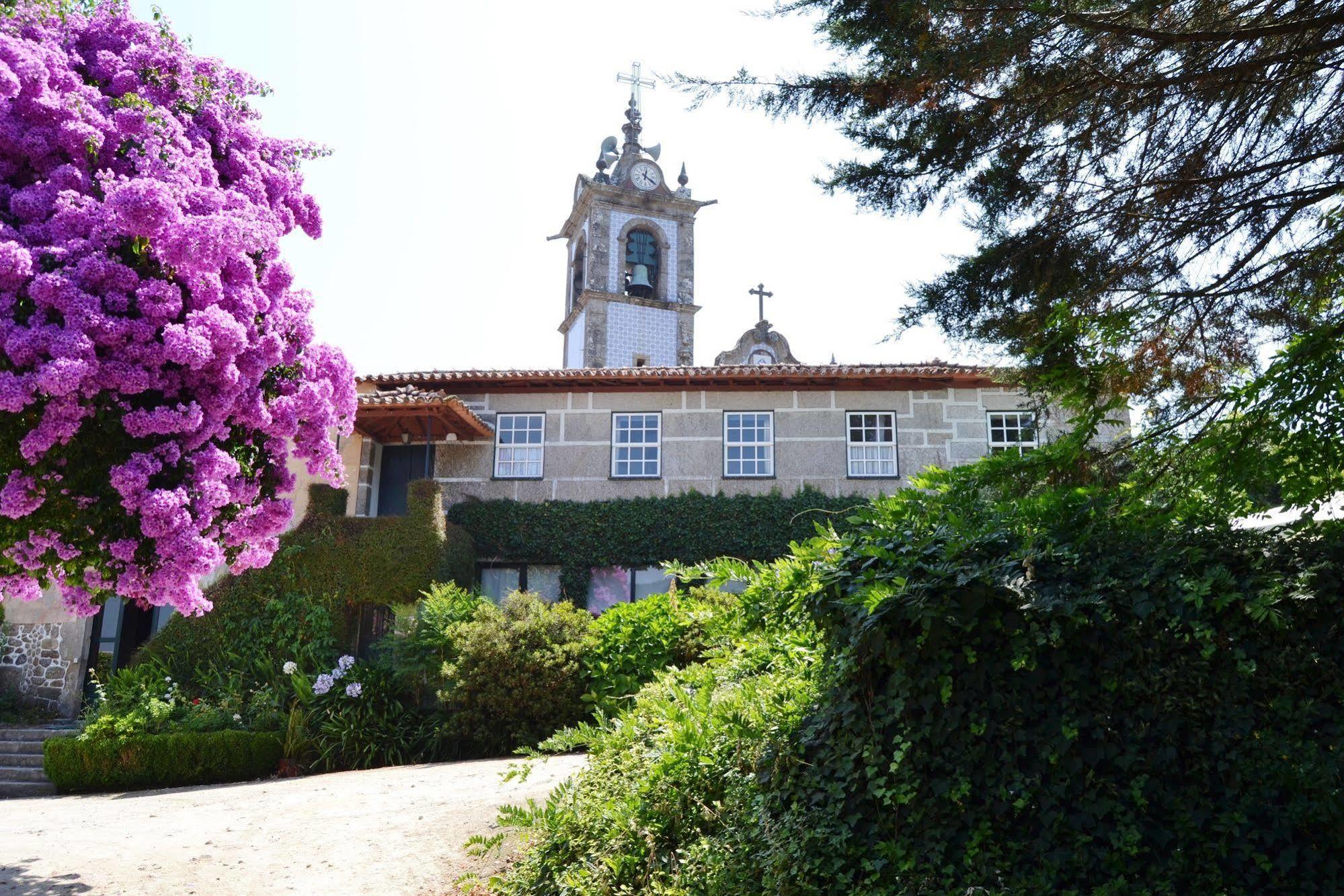 Casa Dos Assentos De Quintiaes Bed & Breakfast Барселос Екстериор снимка