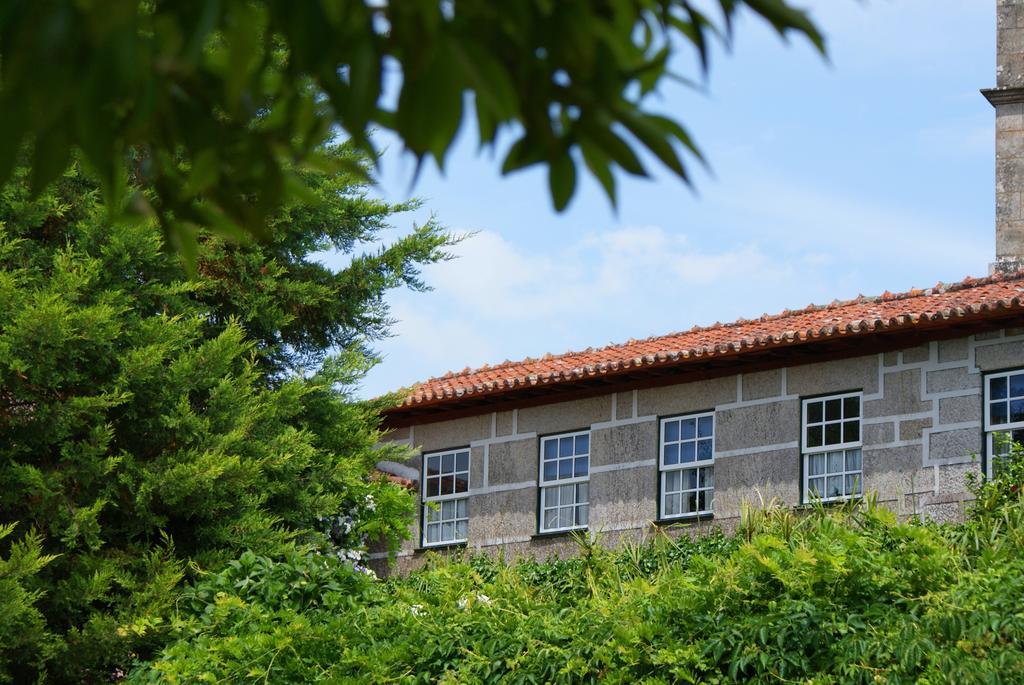 Casa Dos Assentos De Quintiaes Bed & Breakfast Барселос Екстериор снимка