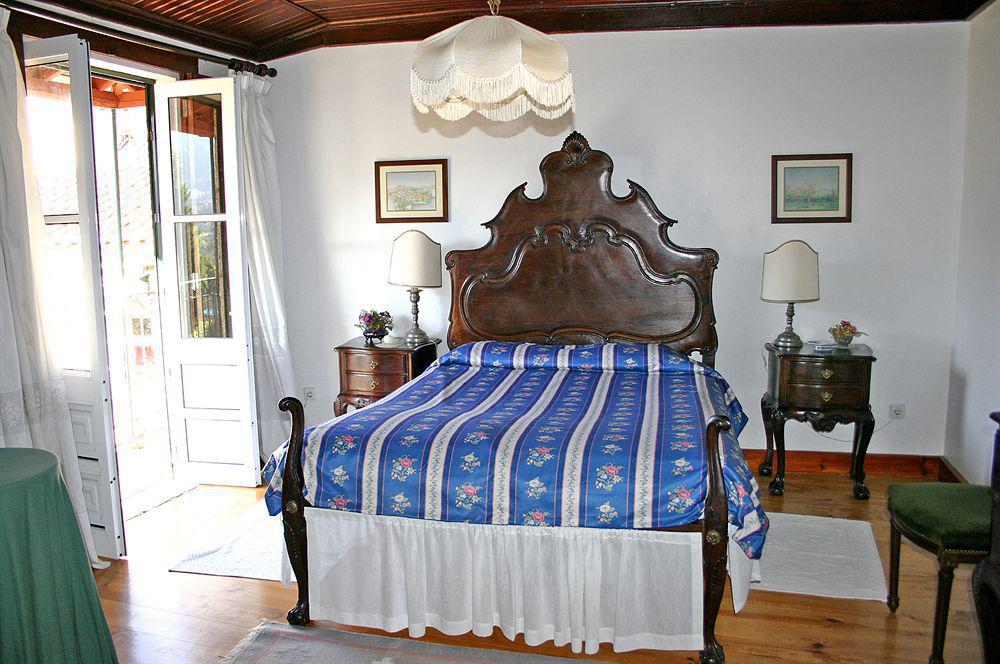 Casa Dos Assentos De Quintiaes Bed & Breakfast Барселос Екстериор снимка