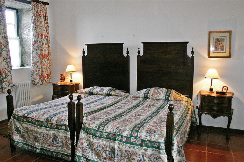 Casa Dos Assentos De Quintiaes Bed & Breakfast Барселос Екстериор снимка